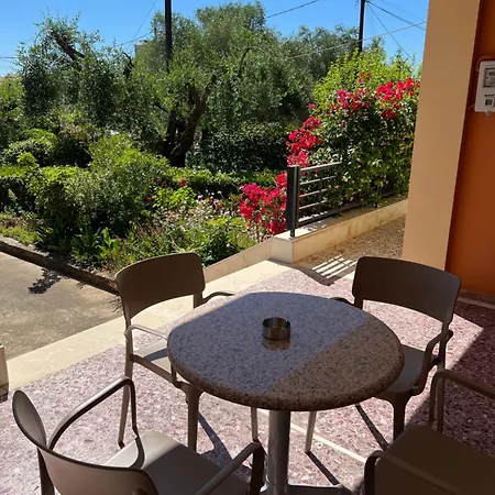 Omirico Appartement Gouviá